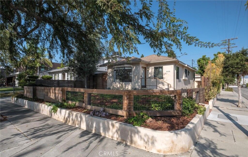 Property Photo:  3050 Reid Ave  CA 90232 