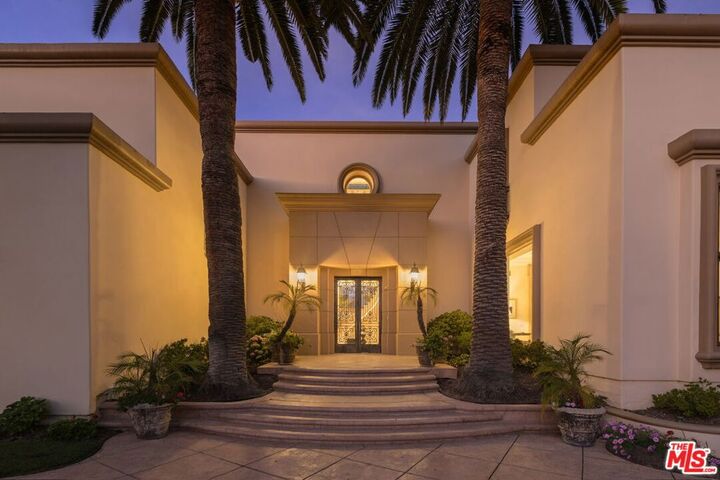 Property Photo:  3364 Clerendon Road  CA 90210 