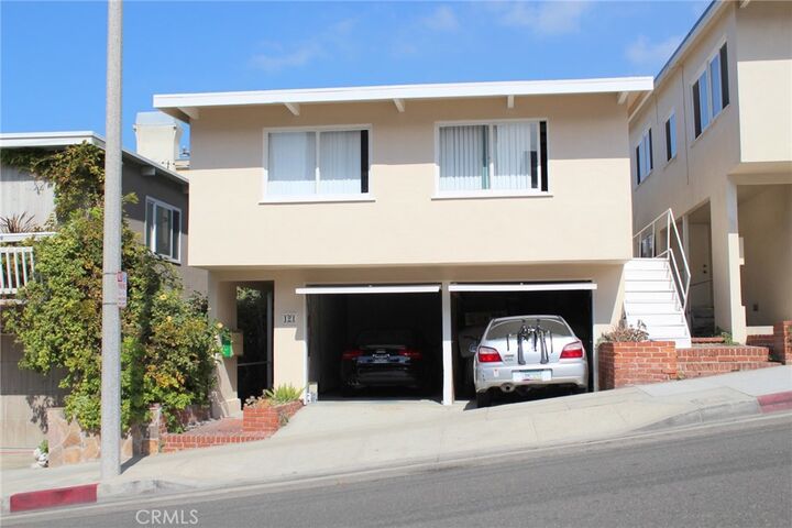 Property Photo:  121 Rosecrans Avenue C  CA 90266 