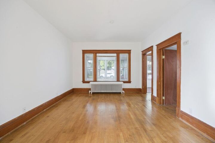 Property Photo:  56 Hatch Avenue  MN 55117 