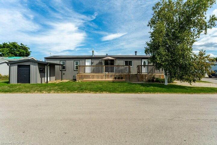 4587 Rebecca Lane  Beamsville ON L0R 1B1 photo