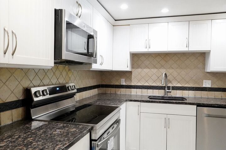 Property Photo: 36 Pleasant Dr 42 MA 02072