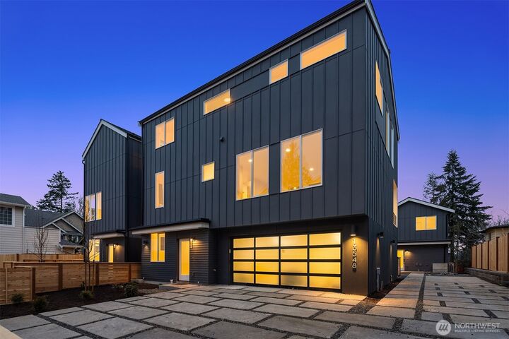 13548  39th Avenue NE  Seattle WA 98125 photo