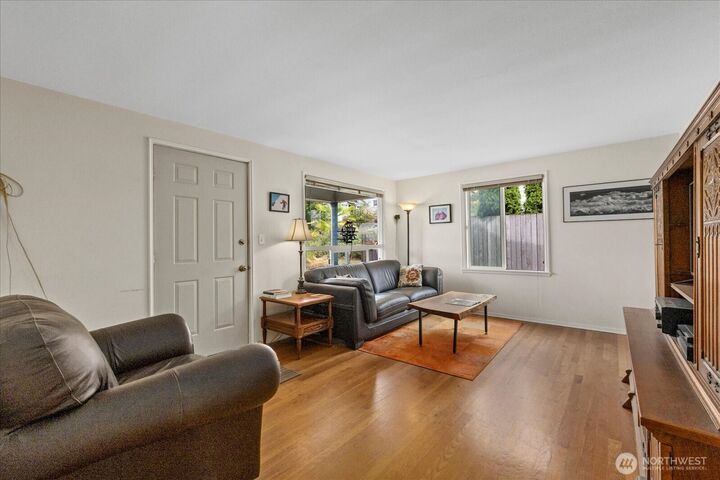 Property Photo:  347 NW 52nd Street  WA 98107 