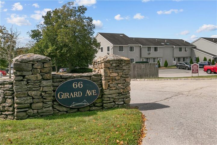 66 Girard Avenue 401  Newport RI 02840 photo