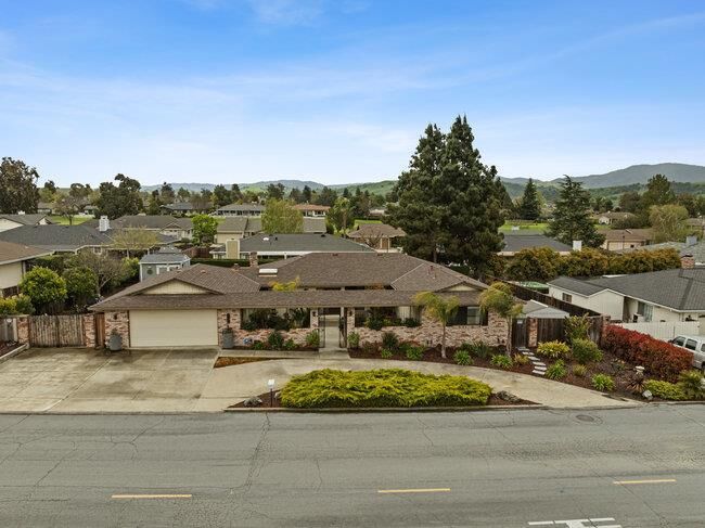 Property Photo:  725 Ridgemark Drive  CA 95023 