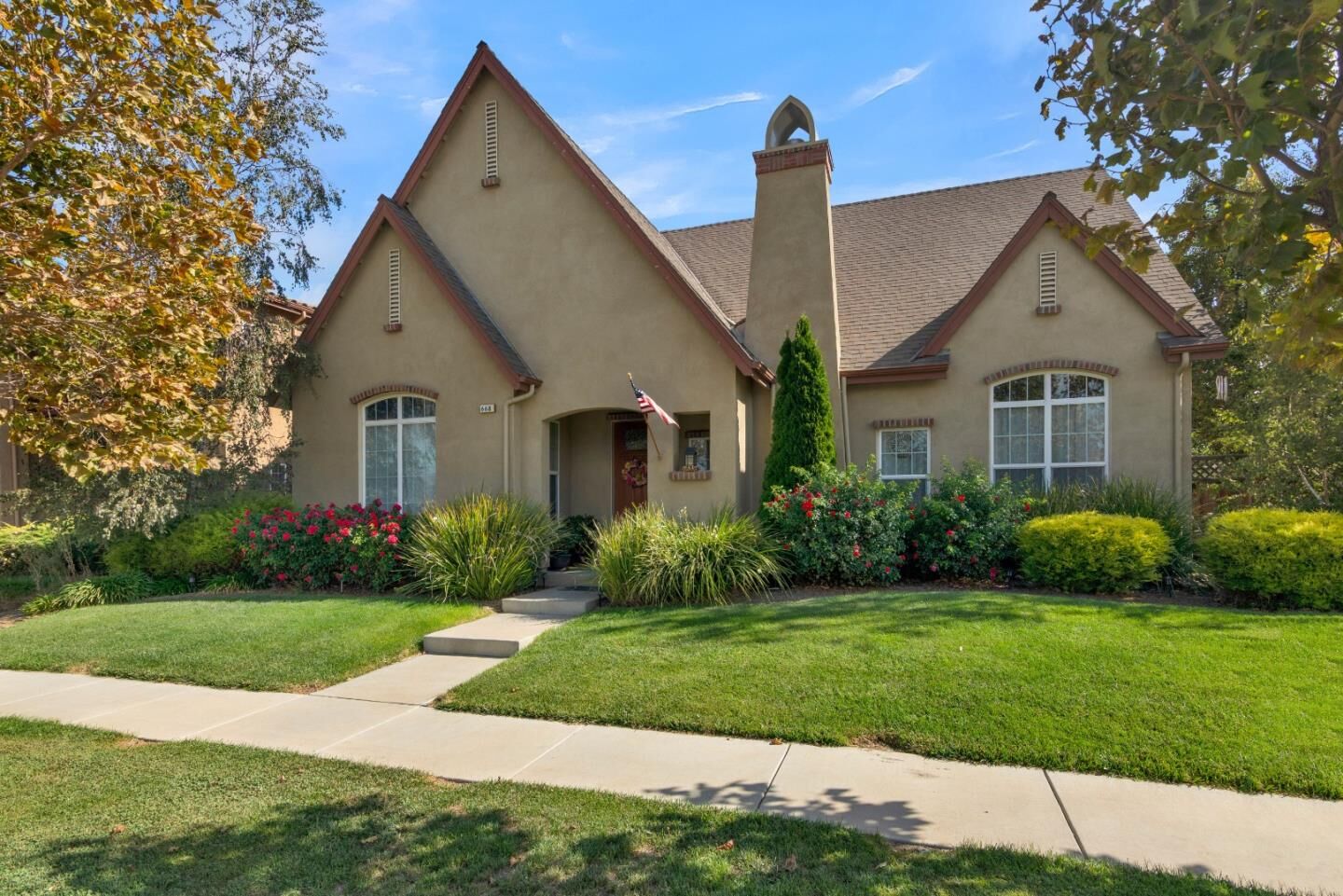 Property Photo: 668 Meyer Street CA 93930