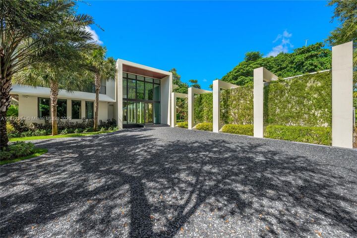9440 Old Cutler Ln  Coral Gables FL 33156 photo