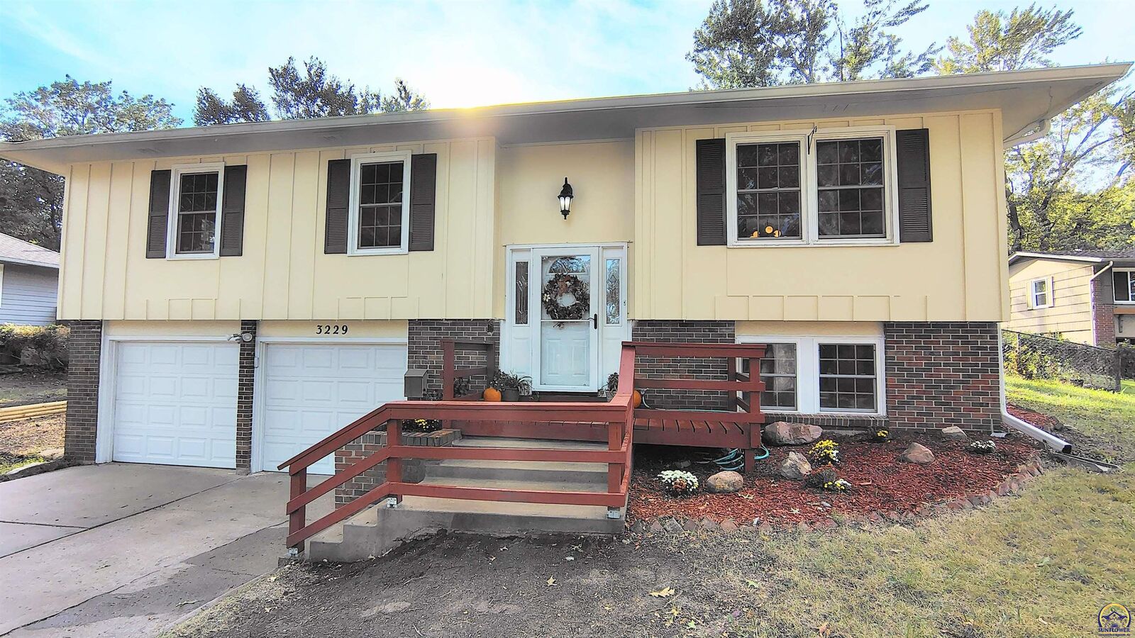 Property Photo:  3229 SW Westwood Ct  KS 66614 