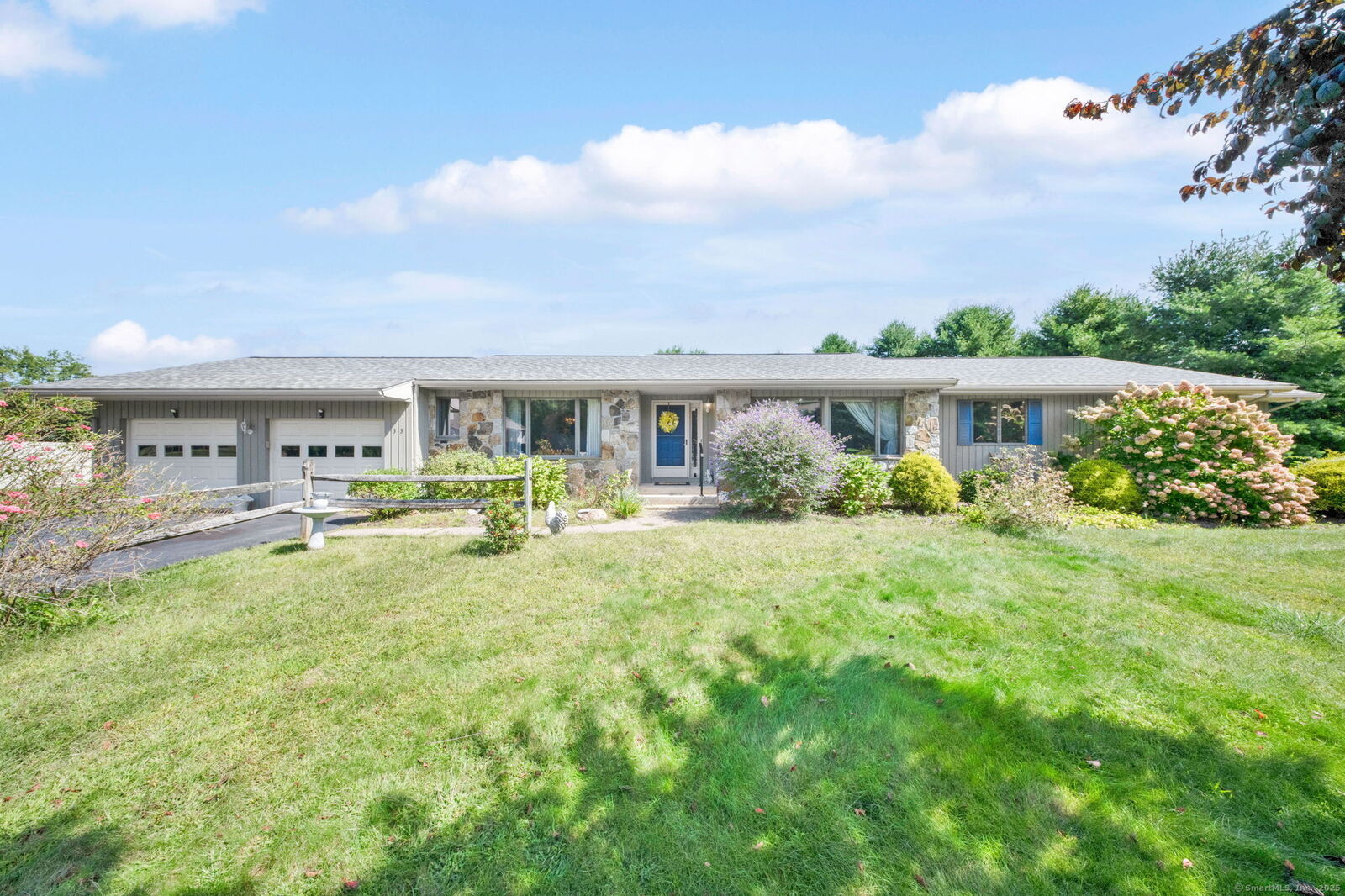 Property Photo:  33 Oxford Drive  CT 06074 
