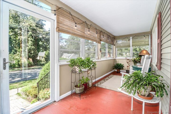 Property Photo:  11 Garfield Avenue  CT 06473 