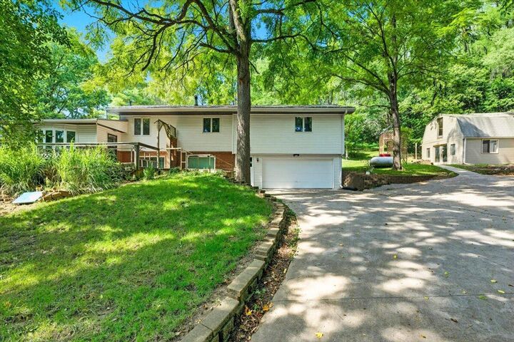 19404 Mudhollow Road  Council Bluffs IA 51503 photo