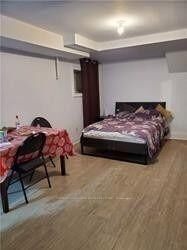 Photo de la propriété:  140 Gowan Avenue Lower 2  ON M4J 2K6 
