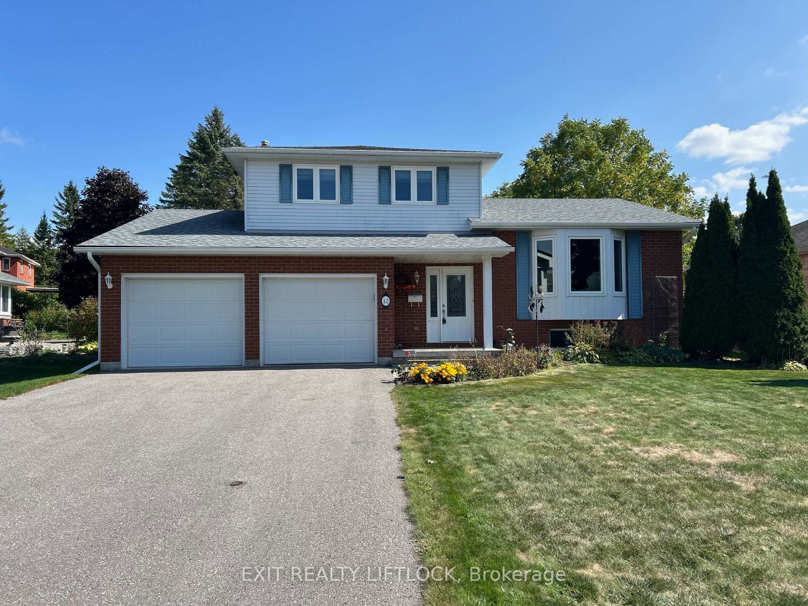 Property Photo:  12 Victoria Avenue  ON K0L 2H0 