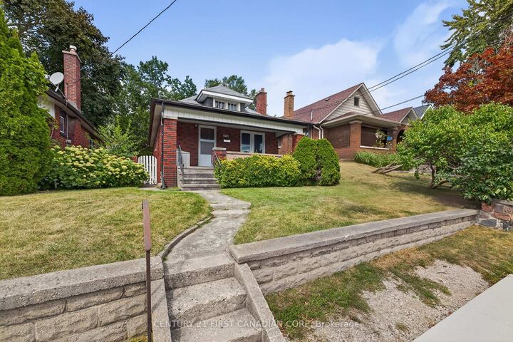 Photo de la propriété: 1230 Dundas Street ON N5W 3B2