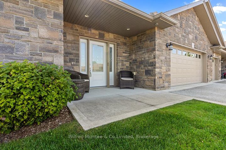 Property Photo:  246 Grey Street S 32  ON N0H 2L0 