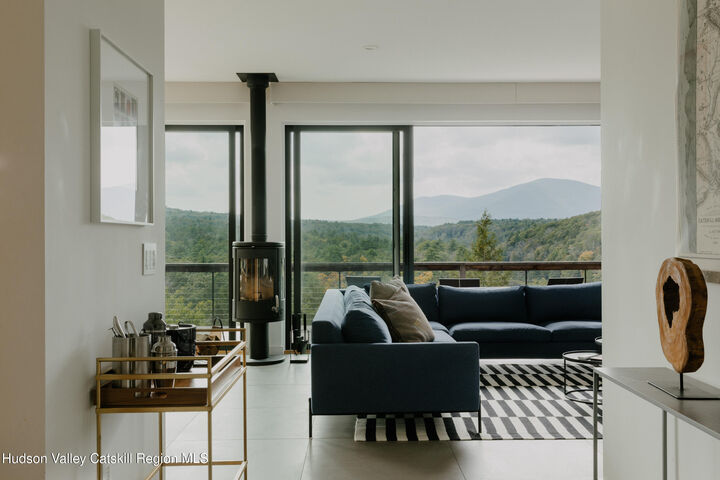 Property Photo: 1083 Ashokan Rd NY 12401