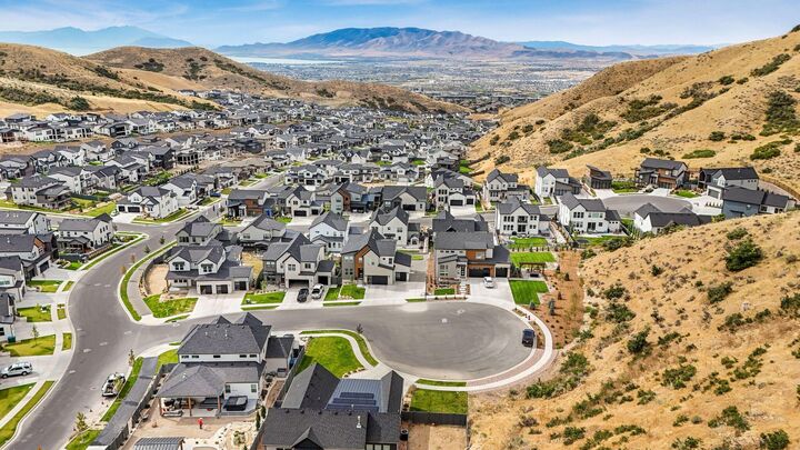 Property Photo:  1817 Bad Rock Cir  UT 84043 