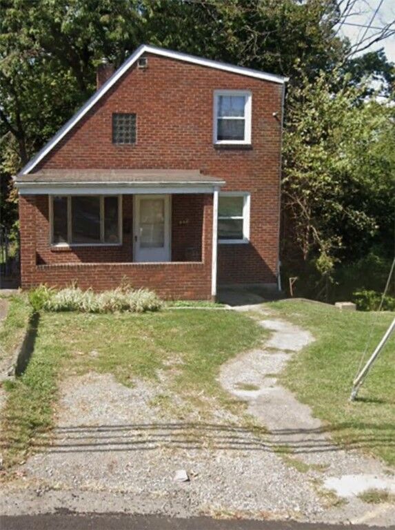 646 Tarragonna St  Bon Air PA 15210 photo