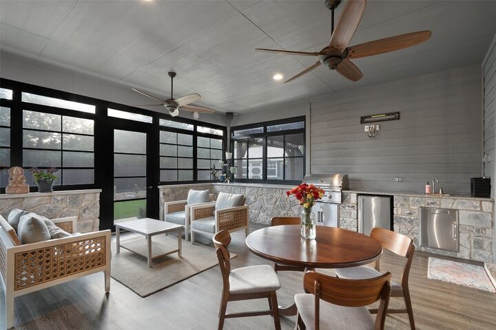 Property Photo:  225 Escarpment Way  TX 78613 