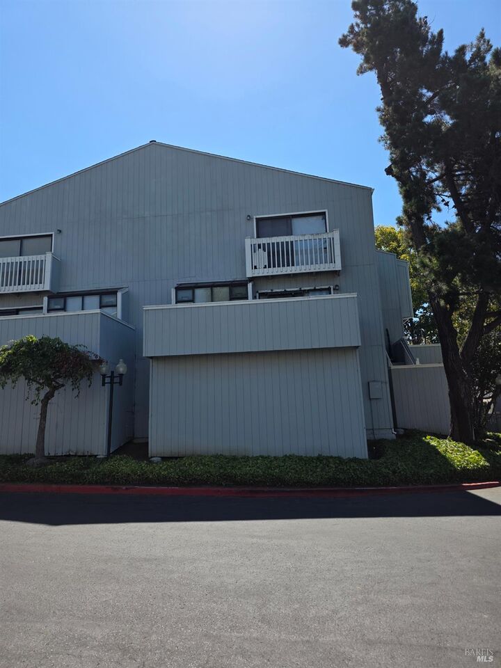 Property Photo:  165 Oddstad Drive 67  CA 94589 