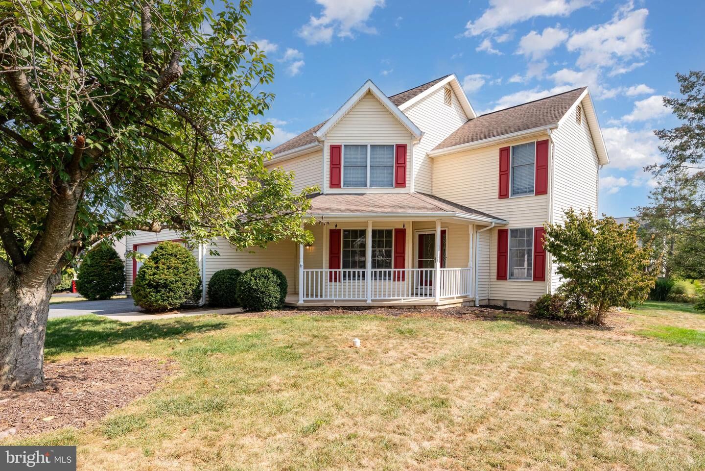 Property Photo:  44 Clover Lane  PA 17078 
