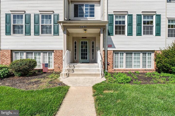 Property Photo:  50 Whips 25  MD 21236