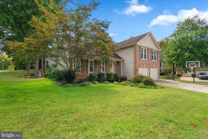 Property Photo: 9303 Macswain Place VA 22153