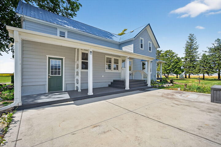 Property Photo:  1982 300th Street  IA 50156 