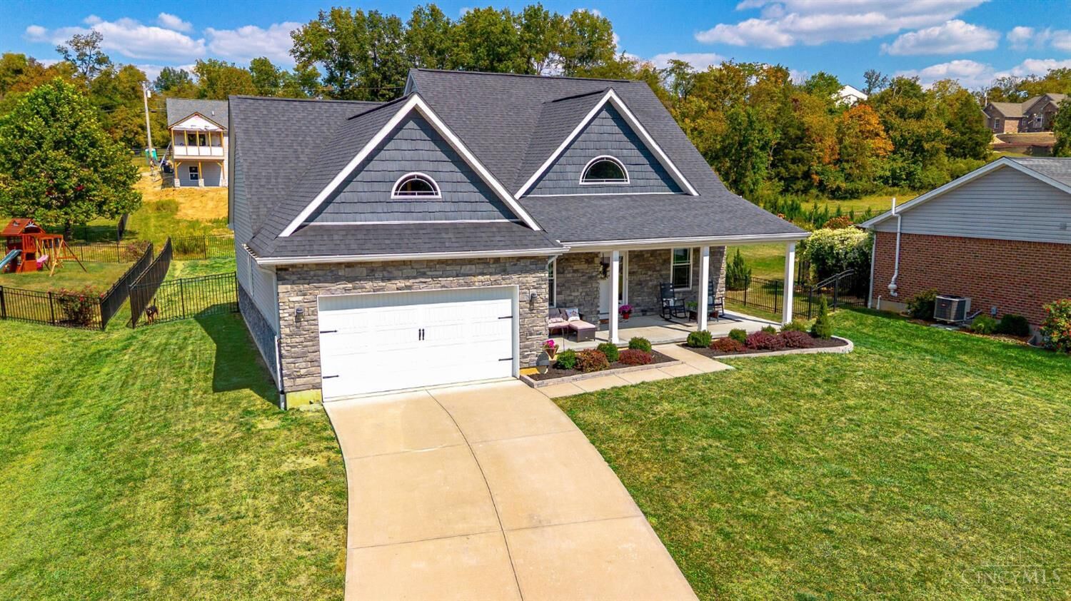 Property Photo: 6579 Rosewood Lane OH 45122