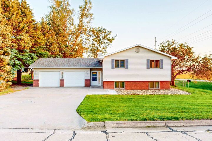 4725 60th Street  Columbus NE 68601 photo
