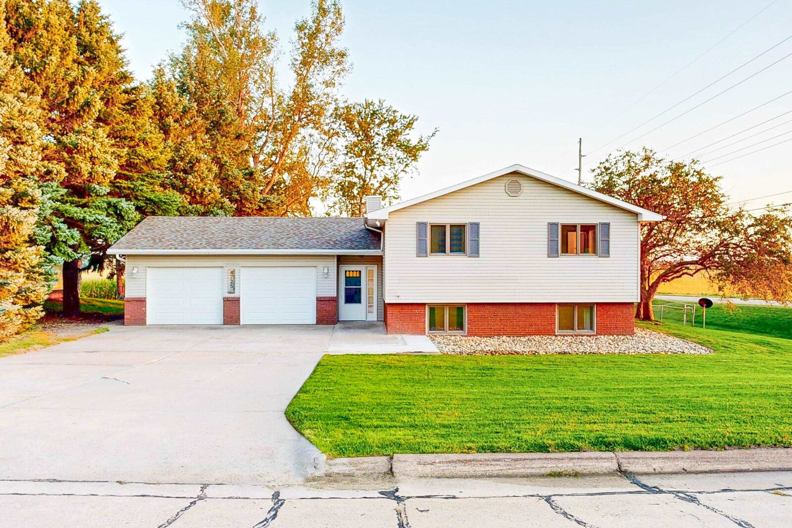 Property Photo:  4725 60th Street  NE 68601 