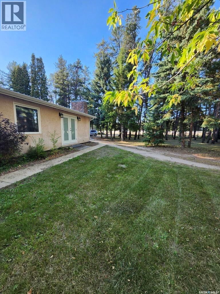 Property Photo:  474 Pine Drive  SK S6V 5R3 