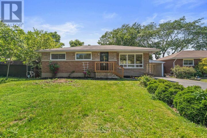 Property Photo:  21 Brookdale Avenue  ON L2T 2T4 