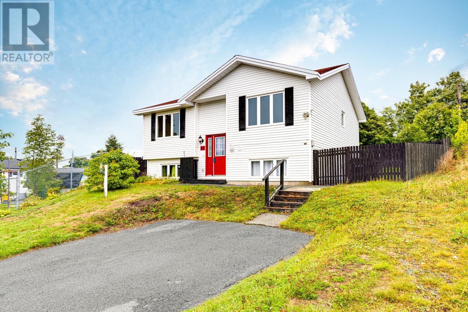 Property Photo:  48 Alderberry Lane  NL A1E 6A6 