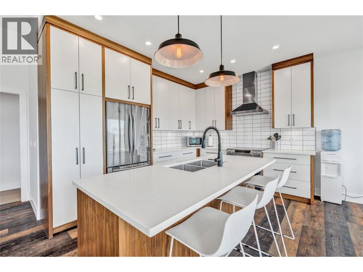 Property Photo: 2129 Ensign Quay BC V4T 1V1