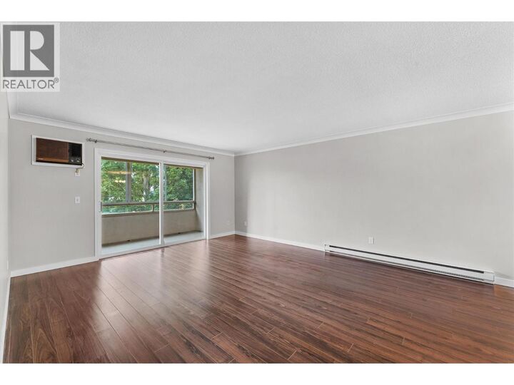 Property Photo:  255 Aurora Crescent 210  BC V1X 7L8 