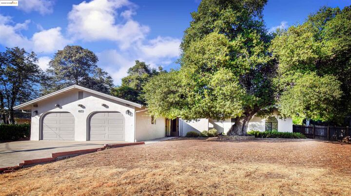 17448 Livermore Ct  Soulsbyville CA 95372 photo