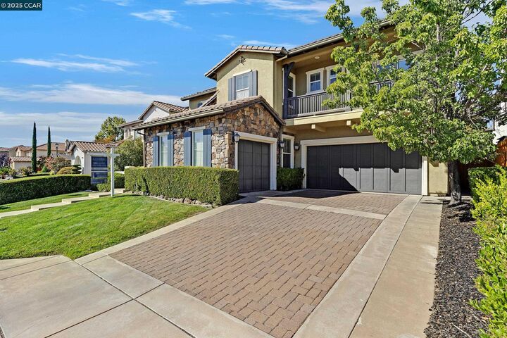 Property Photo:  809 Maldon Ct  CA 94506 