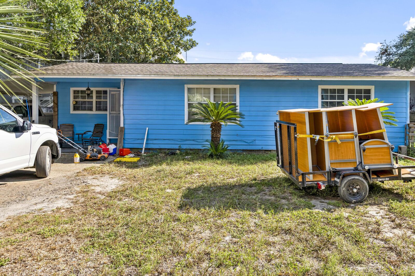 Property Photo:  214 Pine Street  FL 32548 
