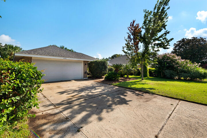 Property Photo:  1173 Crane Cove Boulevard  FL 32563 