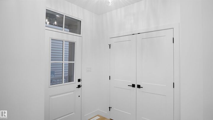 Property Photo:  711 31 Avenue NW  AB T6T 2V6 