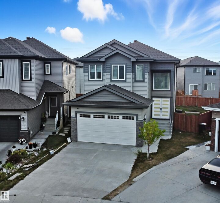 1492 25 Street NW  Edmonton AB T6T 2L3 photo