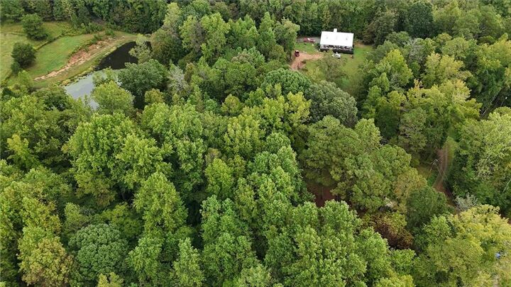 Property Photo:  435 Sleepy Hollow Lane  GA 30028 