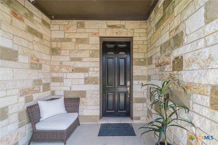 Property Photo:  318 Dancing Oak Lane 104  TX 78666 