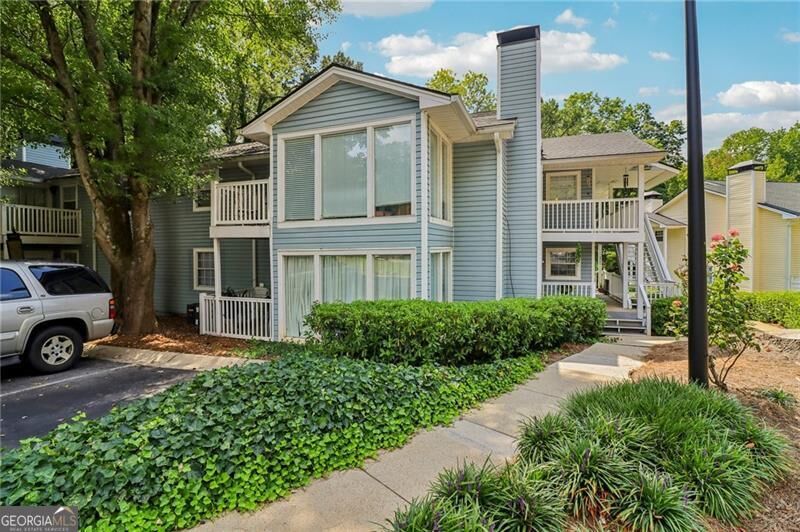 Property Photo:  2746 Suwanee Way SE 10  GA 30067 