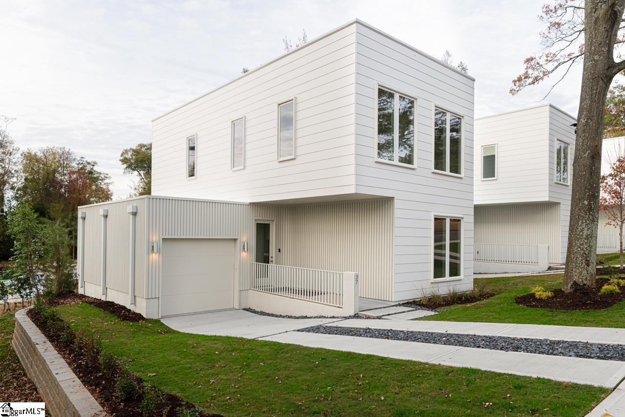 Property Photo: 37 Baywood Avenue SC 29601