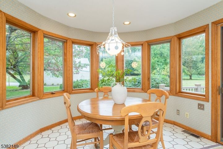 Property Photo:  4 Spruce Rd  NJ 07006 