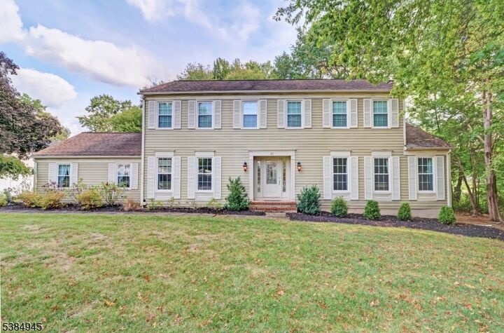 22 Valley View Dr  East Hanover Twp. NJ 07936 photo