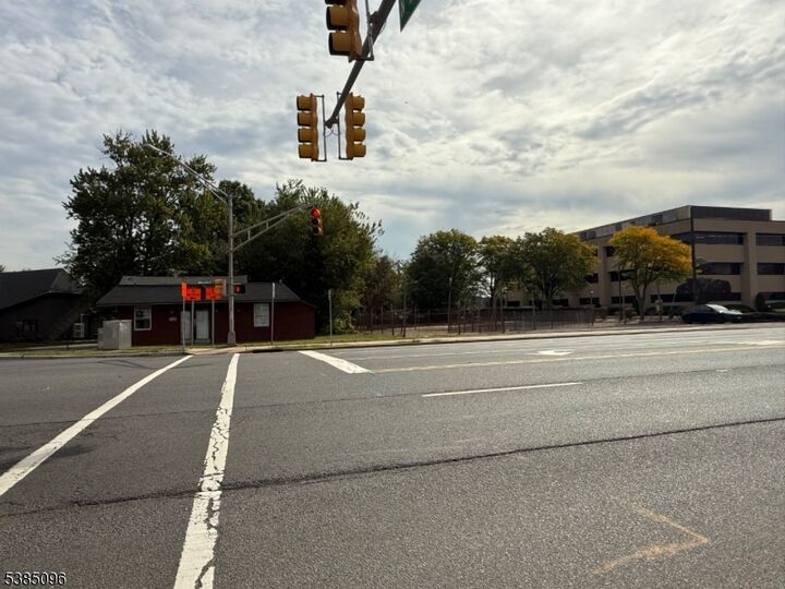 1052 Saint Georges Ave  Woodbridge Twp. NJ 07001 photo